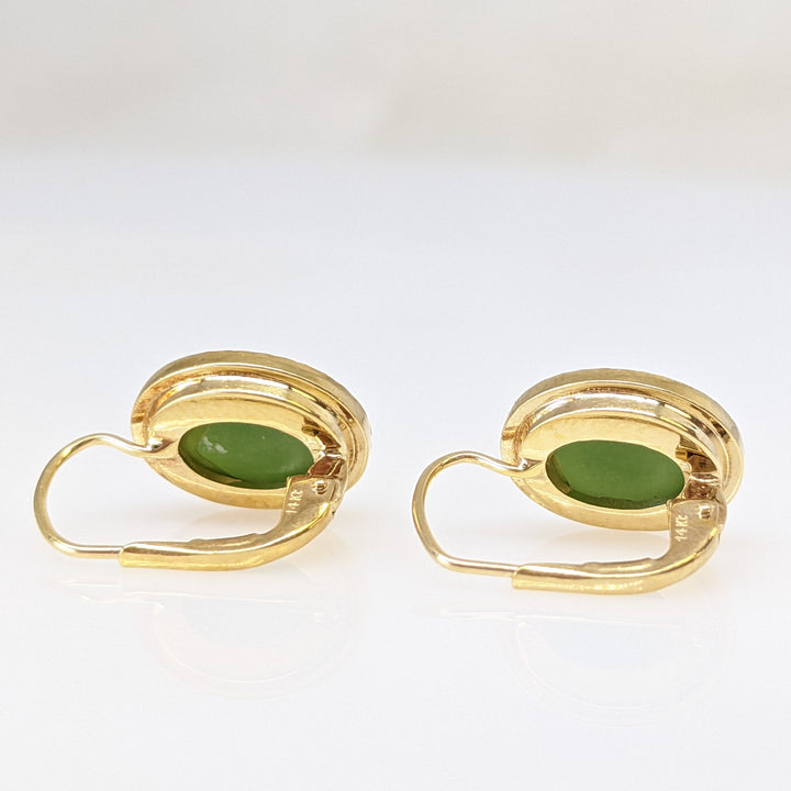 14K JADE OVAL 7X9 GOLD TRIM LEVER BACK EARRINGS ESTATE 3.4 GRAMS
