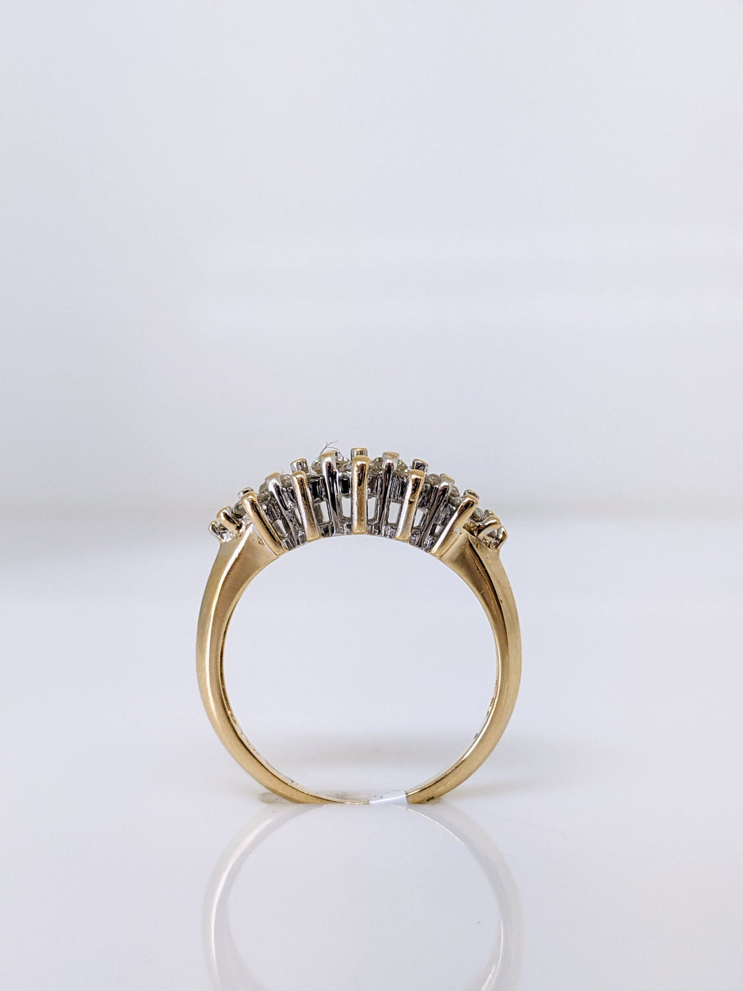 14K .96 CARAT TOTAL WEIGHT I1 J DIAMOND ROUND (16) CLUSTER RING 4.0 GRAMS