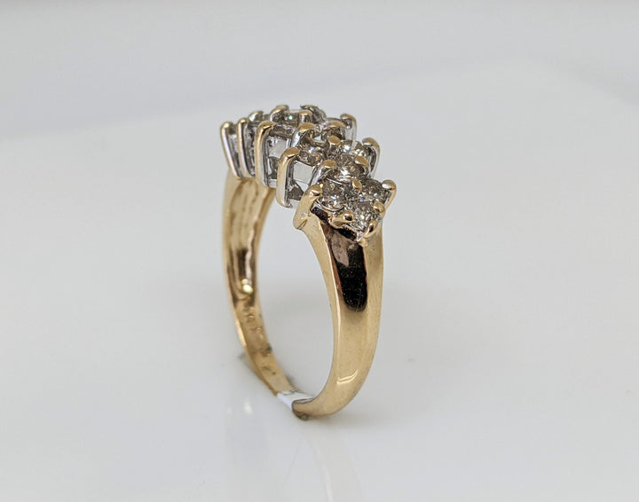 14K .96 CARAT TOTAL WEIGHT I1 J DIAMOND ROUND (16) CLUSTER RING 4.0 GRAMS