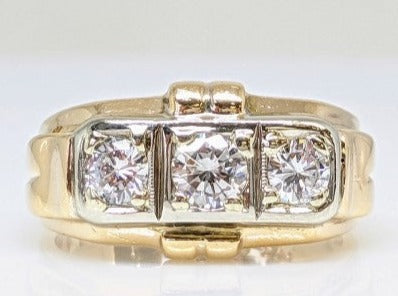 14K .90 CARAT TOTAL WEIGHT SI1-SI2 H-I DIAMOND ROUND (3) SQUARE TOP ESTATE RING 7.6 GRAMS