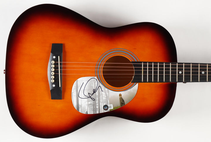 Taylor Swift Signed 38" Acoustic Guitar (Beckett)