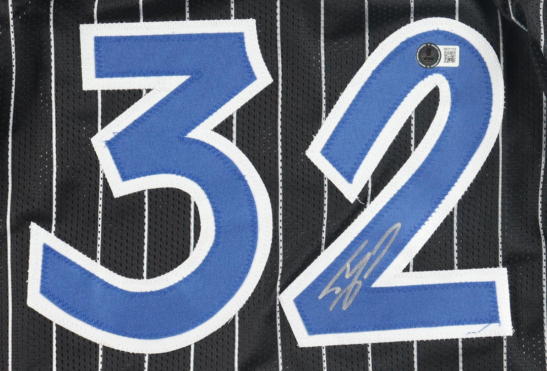 Shaquille O'Neal Signed Jersey (Beckett COA)