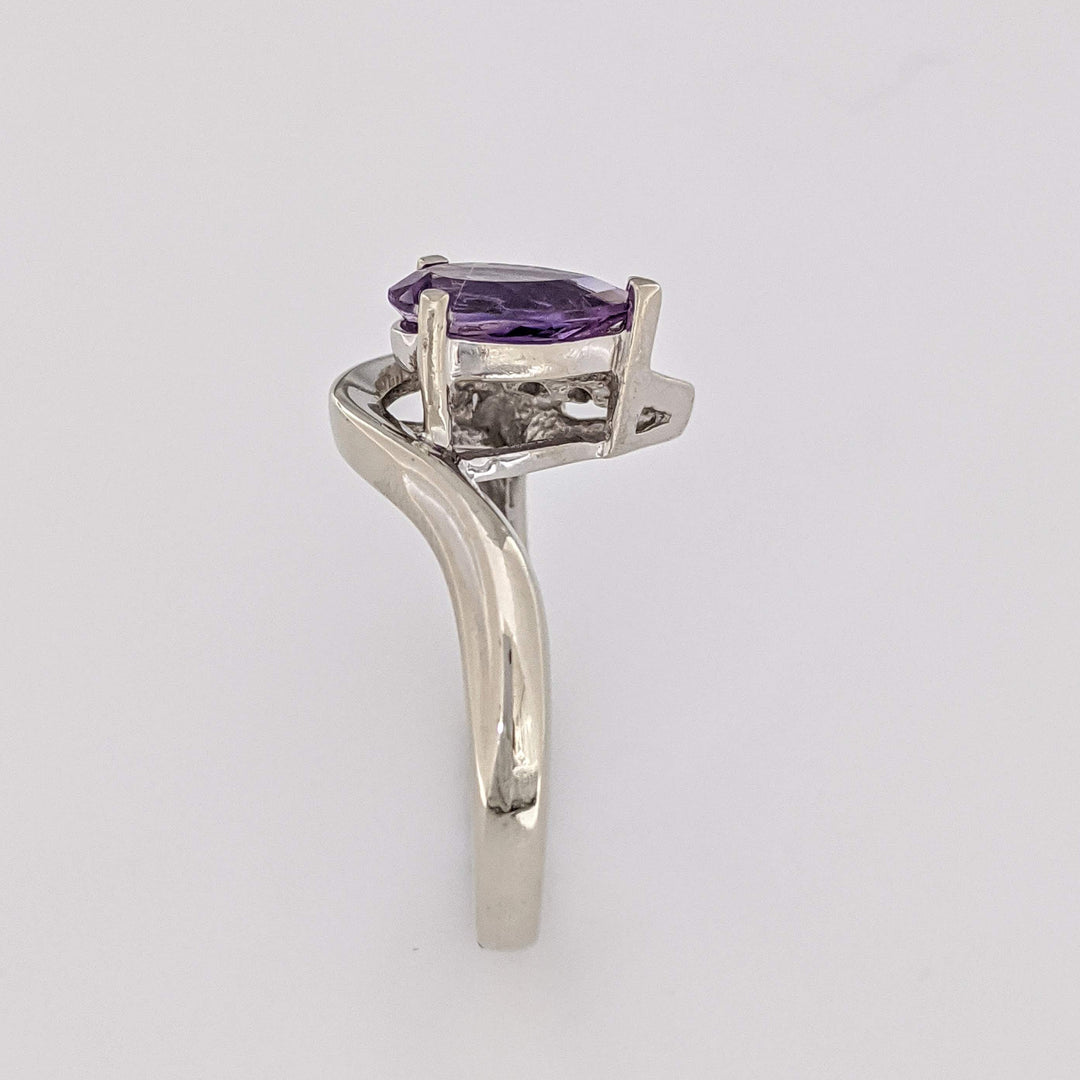 10K WHITE AMETHYST PEAR 6X9 WITH (3) MELEE ESTATE RING 3.1 GRAMS