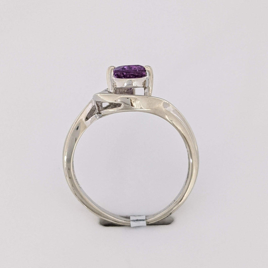 10K WHITE AMETHYST PEAR 6X9 WITH (3) MELEE ESTATE RING 3.1 GRAMS