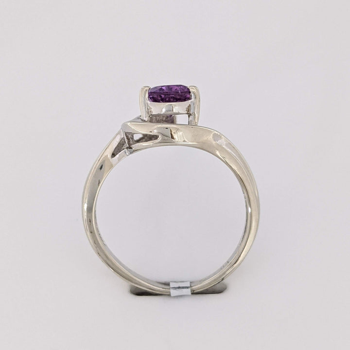 10K WHITE AMETHYST PEAR 6X9 WITH (3) MELEE ESTATE RING 3.1 GRAMS