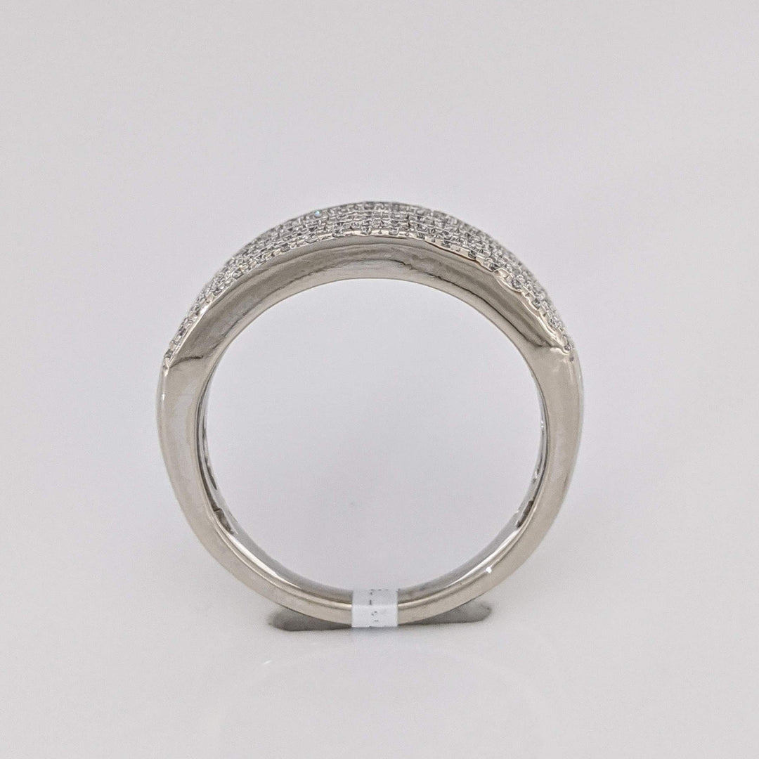 10K WHITE 1.06 CARAT TOTAL WEIGHT I1 H DIAMOND ROUND (121) 7-ROW ESTATE BAND 5.4 GRAMS