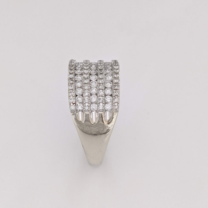 10K WHITE 1.06 CARAT TOTAL WEIGHT I1 H DIAMOND ROUND (121) 7-ROW ESTATE BAND 5.4 GRAMS