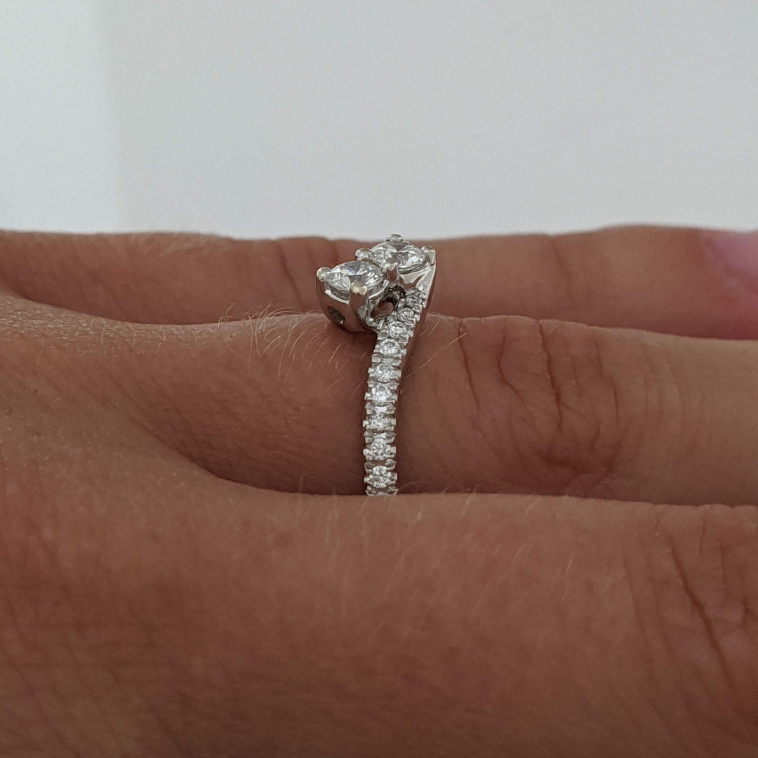 14K WHITE .53 CARAT TOTAL WEIGHT I1 I DIAMOND ROUND (22) BYPASS "EVER US" ESTATE RING 3.1 GRAMS