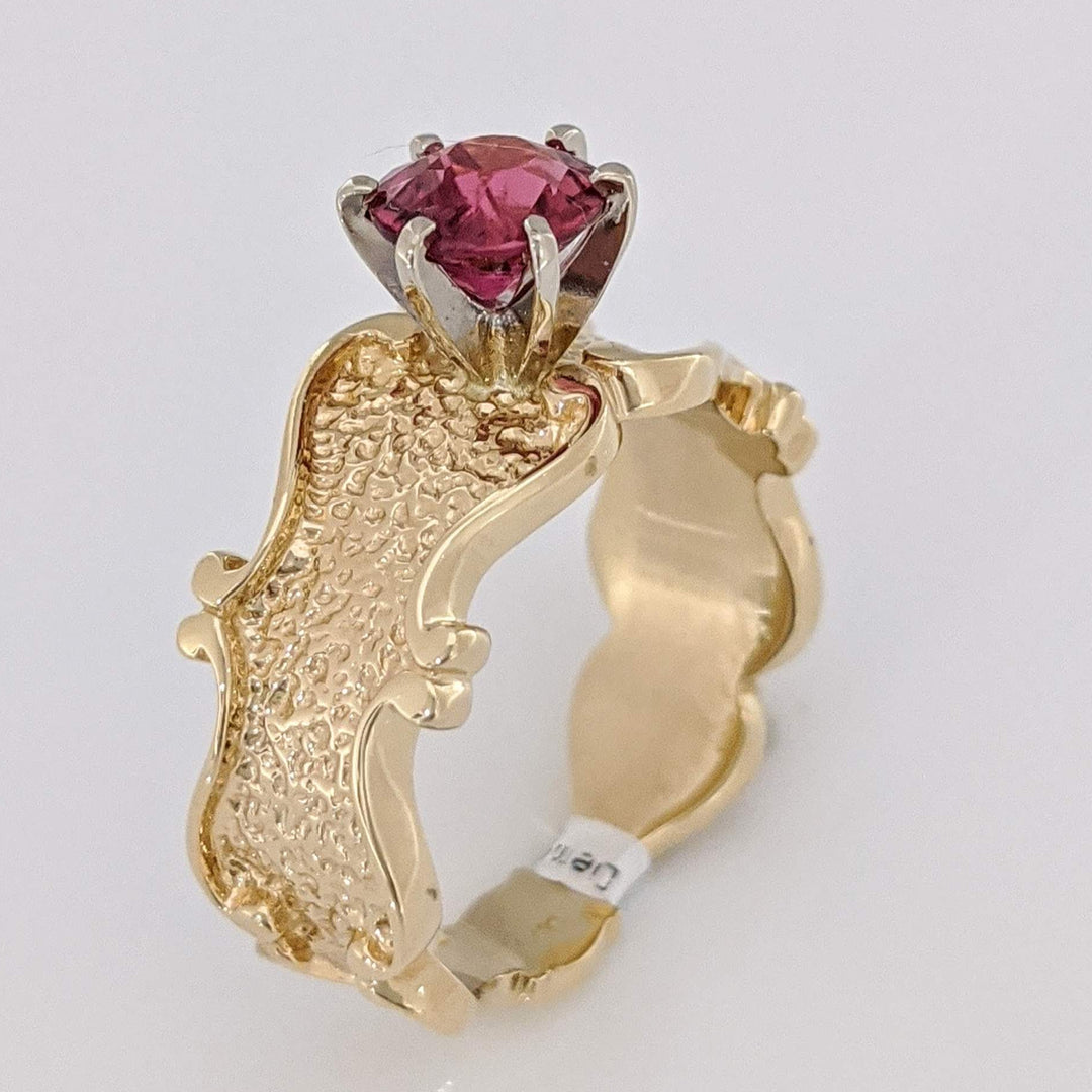 14K PINK TOURMALINE ROUND 6.3MM TEXTURED FANCY SHANK ESTATE RING 5.5 GRAMS