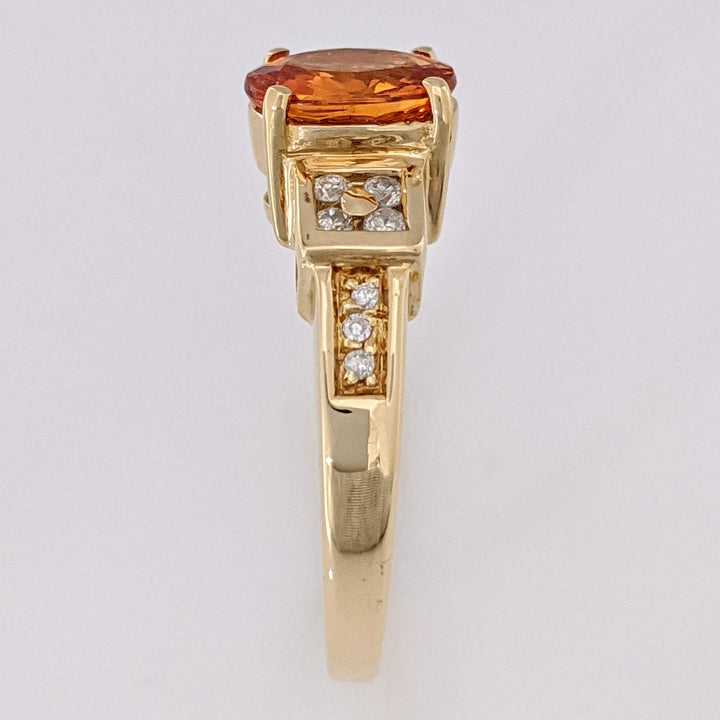 14K CITRINE OVAL 6X8 WITH .13 DIAMOND TOTAL WEIGHT (14) ROUND ESTATE RING 3.9 GRAMS
