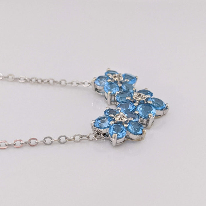 10K WHITE BLUE TOPAZ ROUND (15) 3.5MM FLORAL WITH MELEE ESTATE NECKLACE 4.3 GRAMS