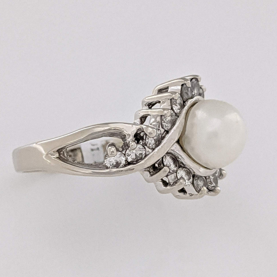 14K WHITE PEARL ROUND 6.5MM WITH .36 DIAMOND TOTAL WEIGHT ESTATE RING 4.4 GRAMS