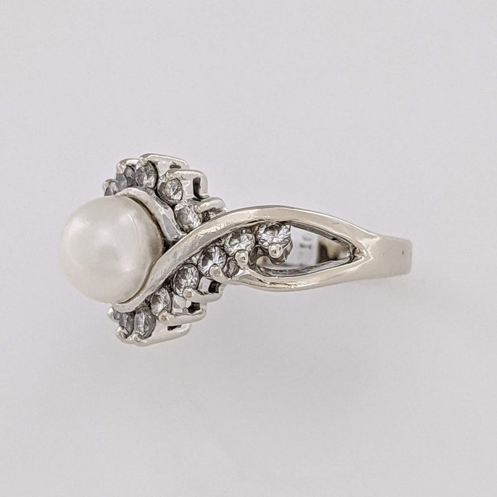 14K WHITE PEARL ROUND 6.5MM WITH .36 DIAMOND TOTAL WEIGHT ESTATE RING 4.4 GRAMS