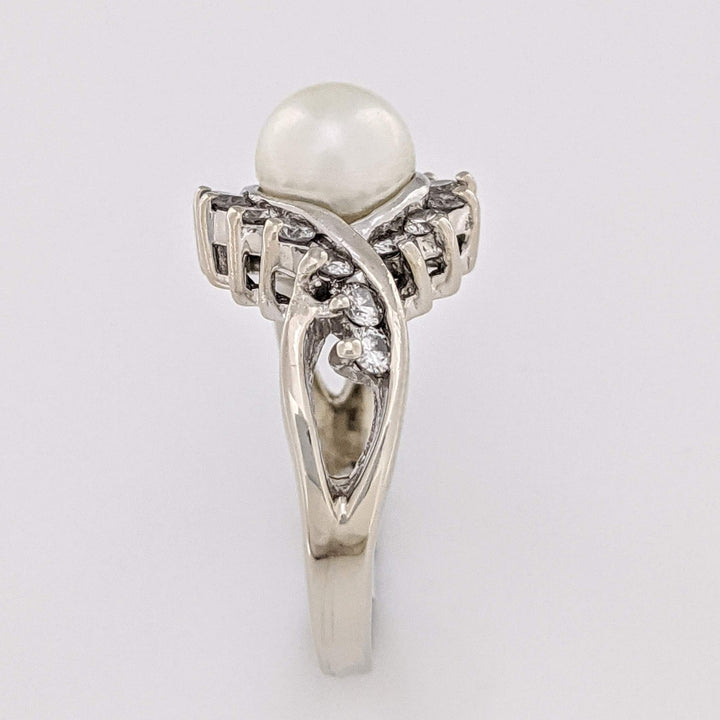 14K WHITE PEARL ROUND 6.5MM WITH .36 DIAMOND TOTAL WEIGHT ESTATE RING 4.4 GRAMS