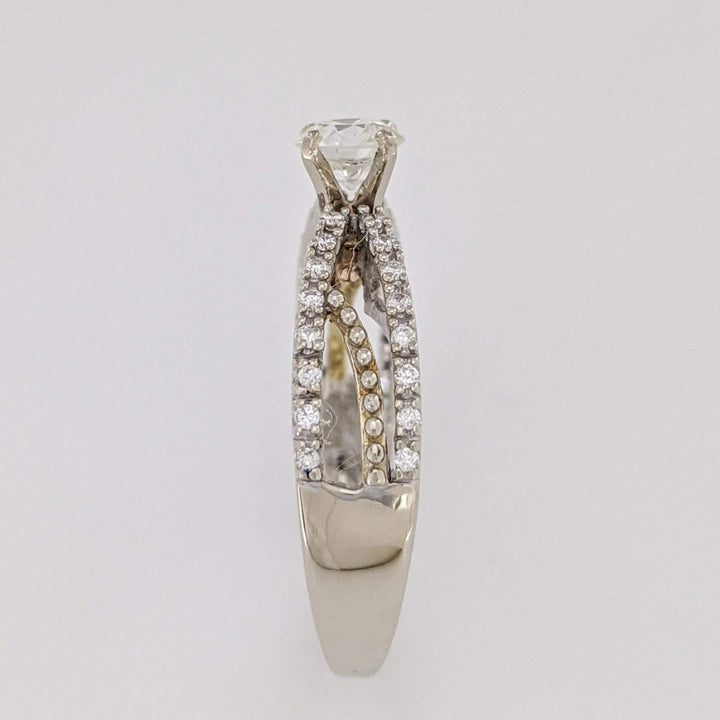 10K TWO-TONE .47 CARAT TOTAL DIAMOND ROUND VVS K WITH (32) MELEE ESTATE RING 3.4 GRAMS