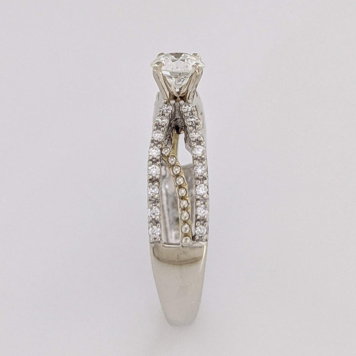 10K TWO-TONE .47 CARAT TOTAL DIAMOND ROUND VVS K WITH (32) MELEE ESTATE RING 3.4 GRAMS