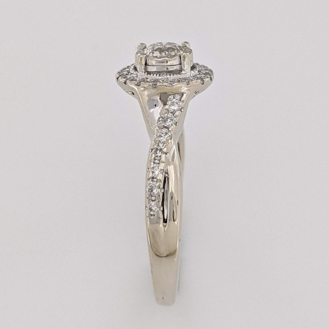 14K WHITE .66 CARAT TOTAL WEIGHT I1 I DIAMOND ROUND (46) HALO ESTATE RING 4.5 GRAMS