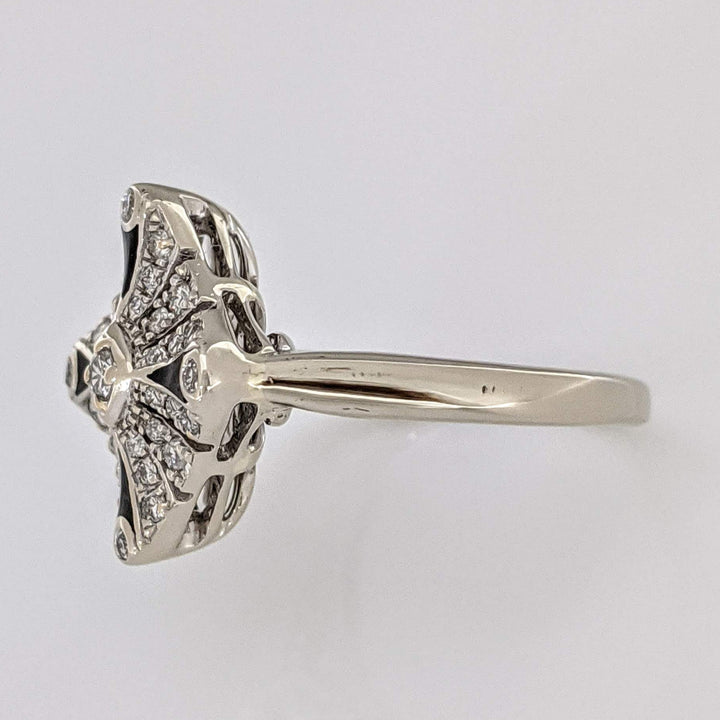 14K WHITE .42 CARAT TOTAL WEIGHT I1 I DIAMOND ROUND (37) SQUARE TOP ESTATE RING 4.2 GRAMS