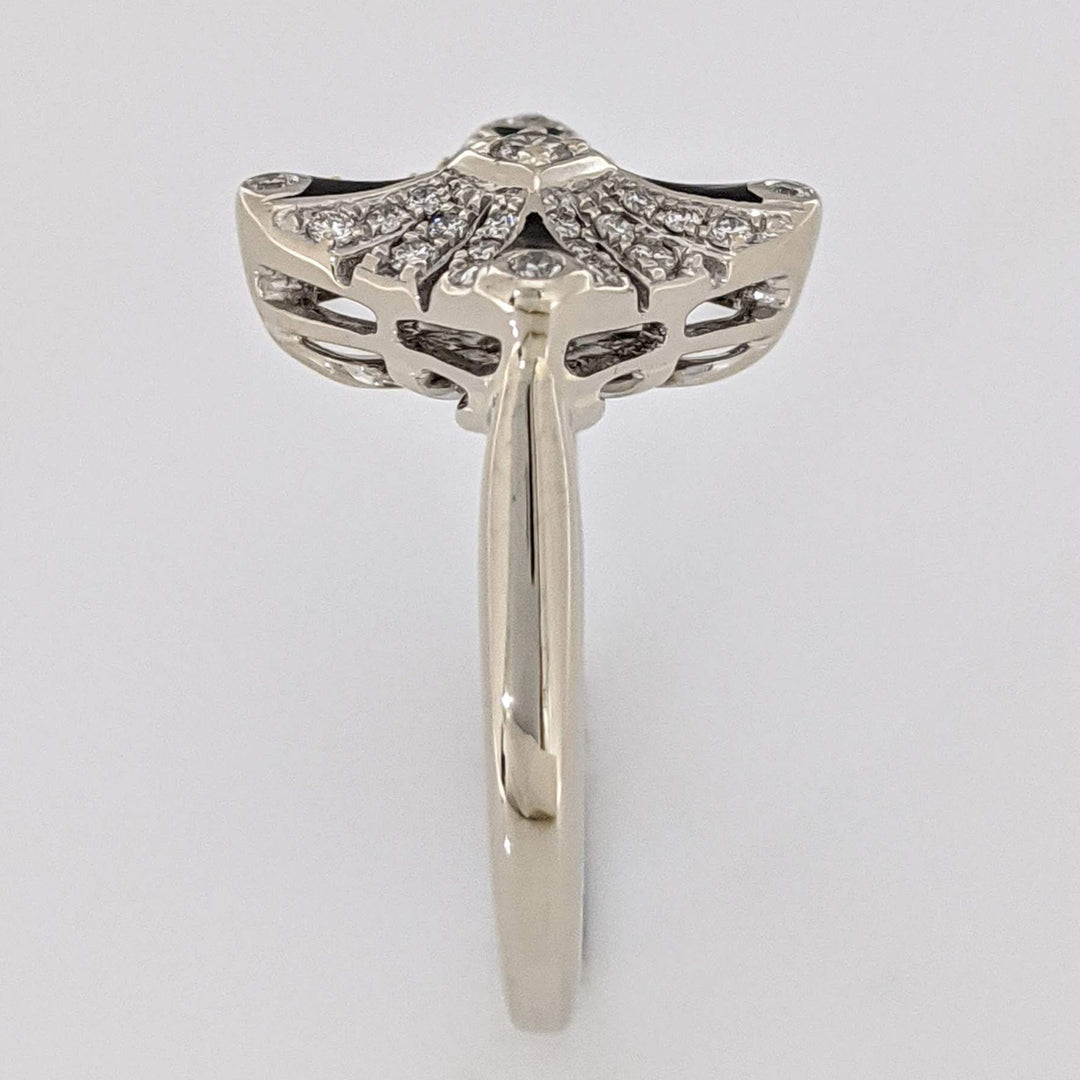 14K WHITE .42 CARAT TOTAL WEIGHT I1 I DIAMOND ROUND (37) SQUARE TOP ESTATE RING 4.2 GRAMS
