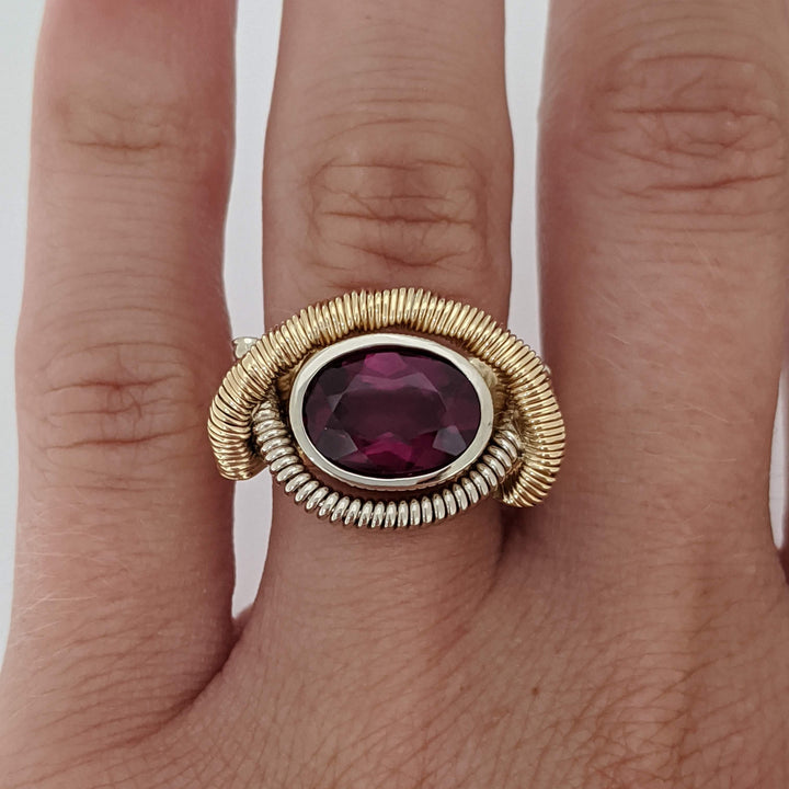 14K RHODOLITE GARNET OVAL 7X10 BEZEL WIRE ESTATE RING 8.7 GRAMS
