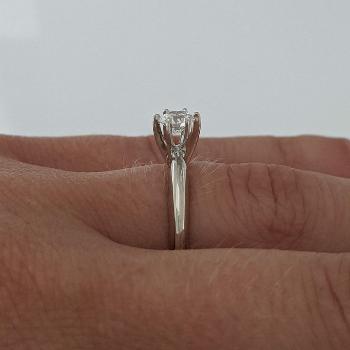 14K WHITE .39 CARAT TOTAL SI1 H DIAMOND ROUND 6 PRONG ESTATE SOLITAIRE RING 2.6 GRAMS