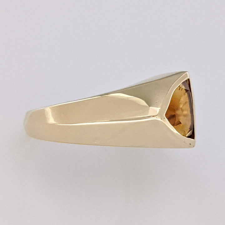 14K CITRINE TRILLION CUT 8MM BEZEL WITH (5) MELEE ESTATE RING 6.6 GRAMS