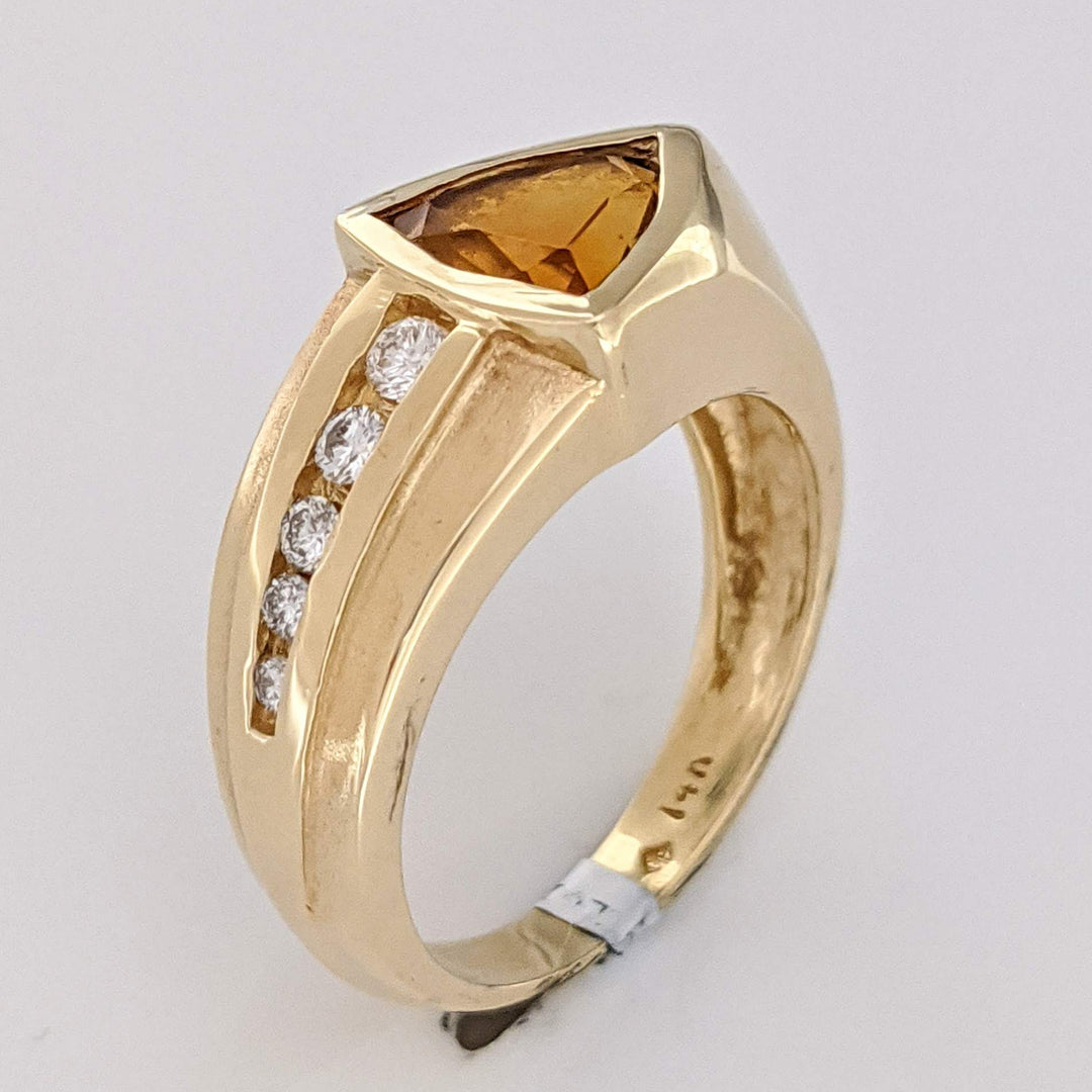 14K CITRINE TRILLION CUT 8MM BEZEL WITH (5) MELEE ESTATE RING 6.6 GRAMS