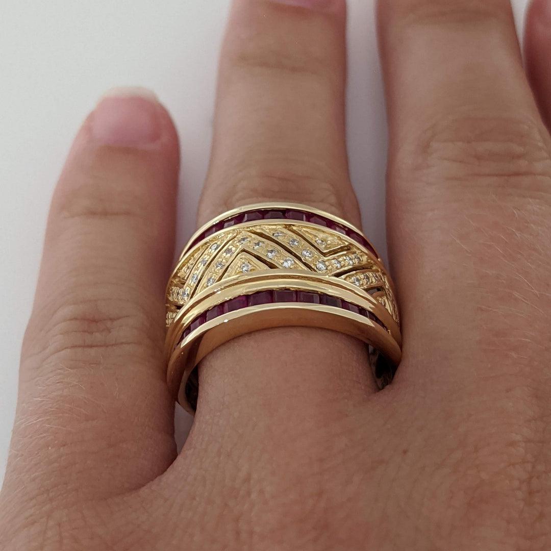 18K RUBY PRINCESS CUT (26) CHANNEL WITH .20 DIAMOND TOTAL WEIGHT (40) ESTATE BAND 9.8 GRAMS