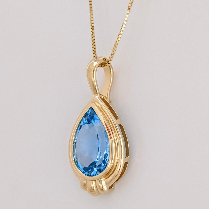 14K BLUE TOPAZ PEAR 10X15 BEZEL ESTATE PENDANT & CHAIN 6.6 GRAMS
