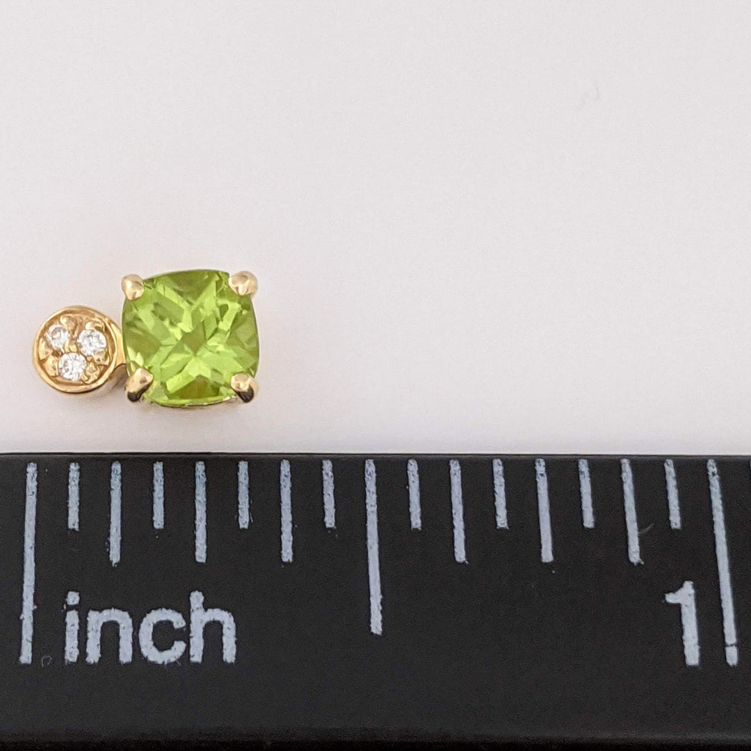 14K PERIDOT CUSHION CUT 5MM WITH (6) MELEE ESTATE EARRINGS 1.6 GRAMS