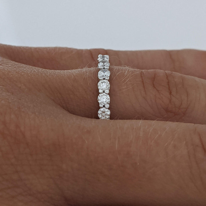 14K WHITE .66 CARAT TOTAL WEIGHT SI1 G DIAMOND ROUND (11) ESTATE BAND 2.2 GRAMS