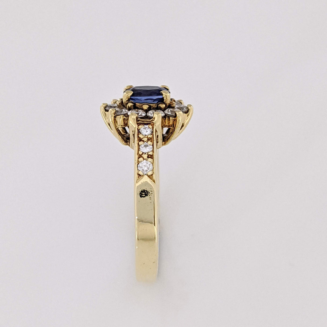 18K SAPPHIRE OVAL 4.5X5.6 "AA" WITH (16) MELEE ESTATE RING 5.2 GRAMS