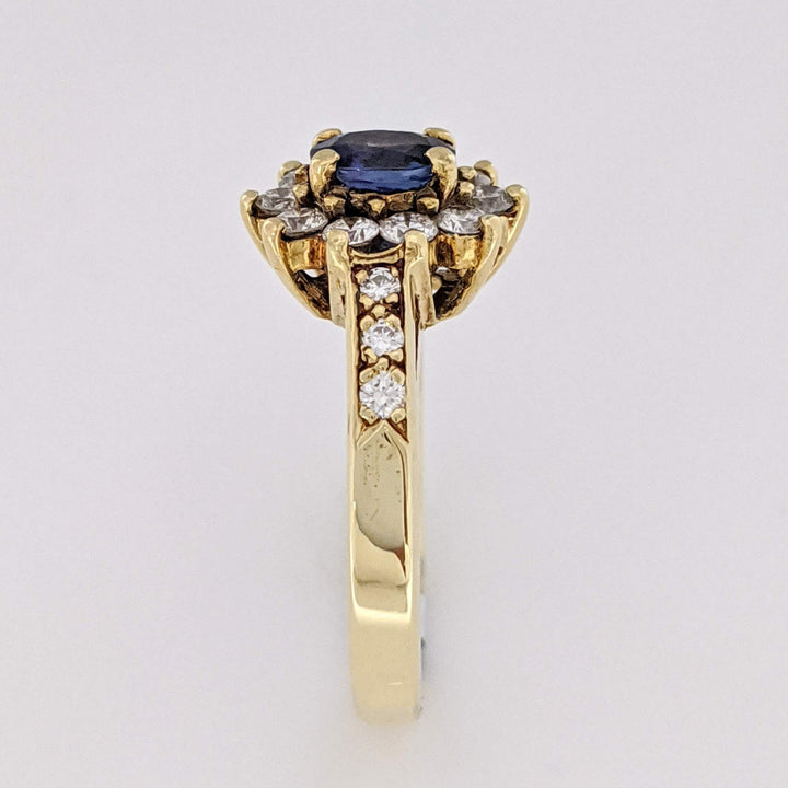 18K SAPPHIRE OVAL 4.5X5.6 "AA" WITH (16) MELEE ESTATE RING 5.2 GRAMS