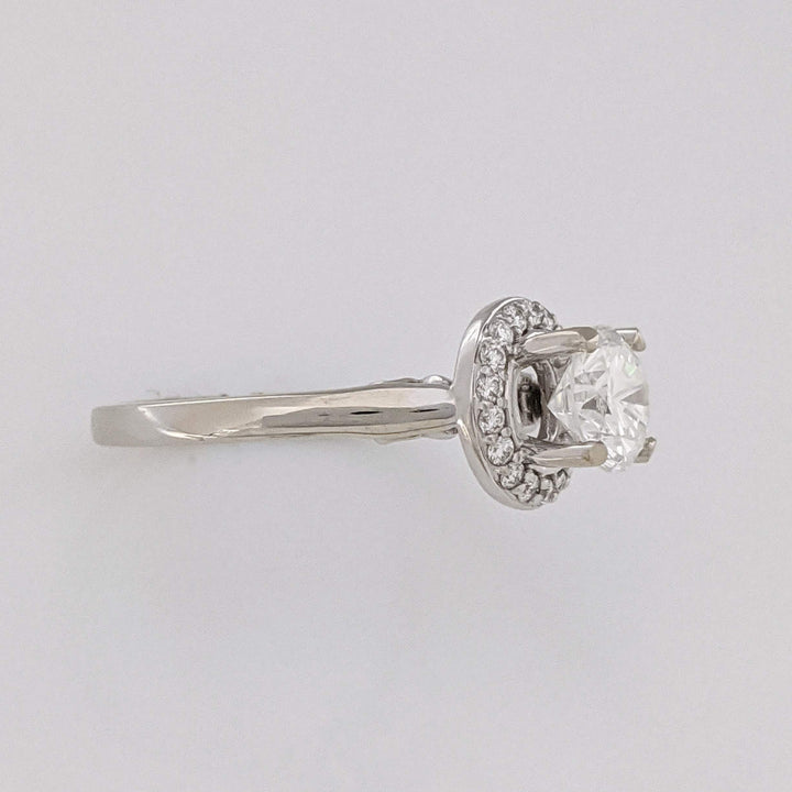 14K WHITE 1.40 CARAT TOTAL WEIGHT VS2 H DIAMOND ROUND (19) ESTATE HALO RING 4.3 GRAMS