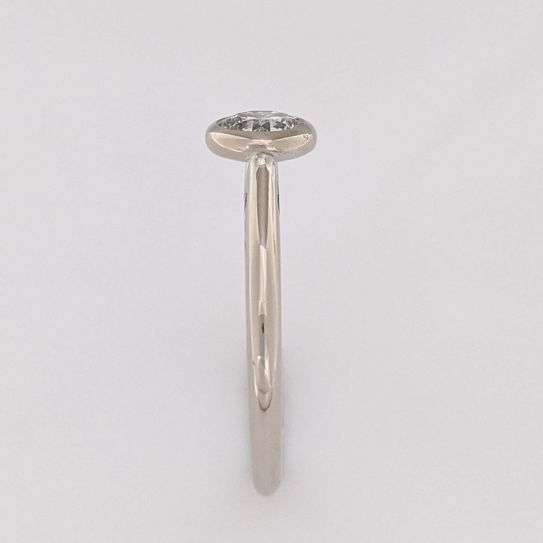 14K WHITE .72 CARAT TOTAL VS2 J DIAMOND ROUND ESTATE BEZEL RING 3.5 GRAMS