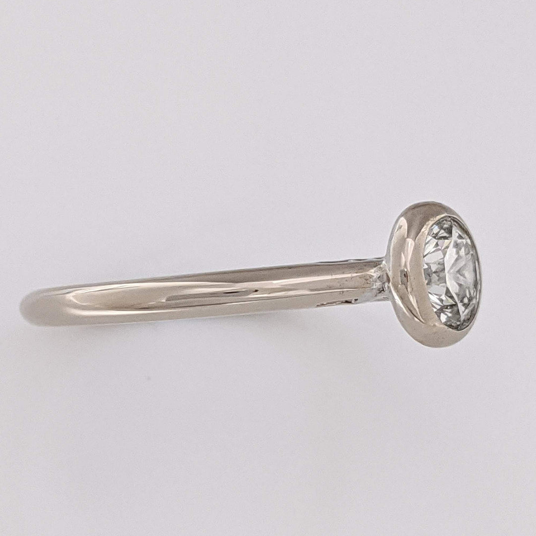 14K WHITE .72 CARAT TOTAL VS2 J DIAMOND ROUND ESTATE BEZEL RING 3.5 GRAMS