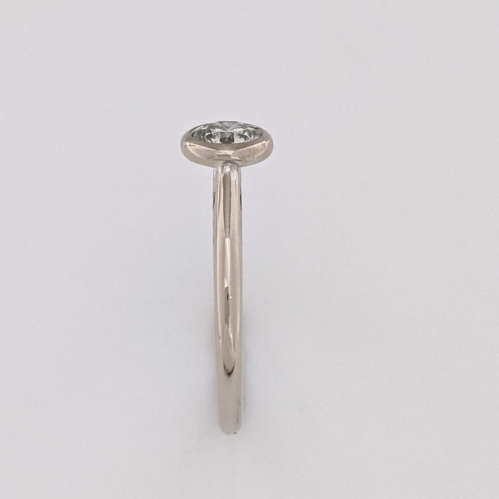 14K WHITE .72 CARAT TOTAL VS2 J DIAMOND ROUND ESTATE BEZEL RING 3.5 GRAMS