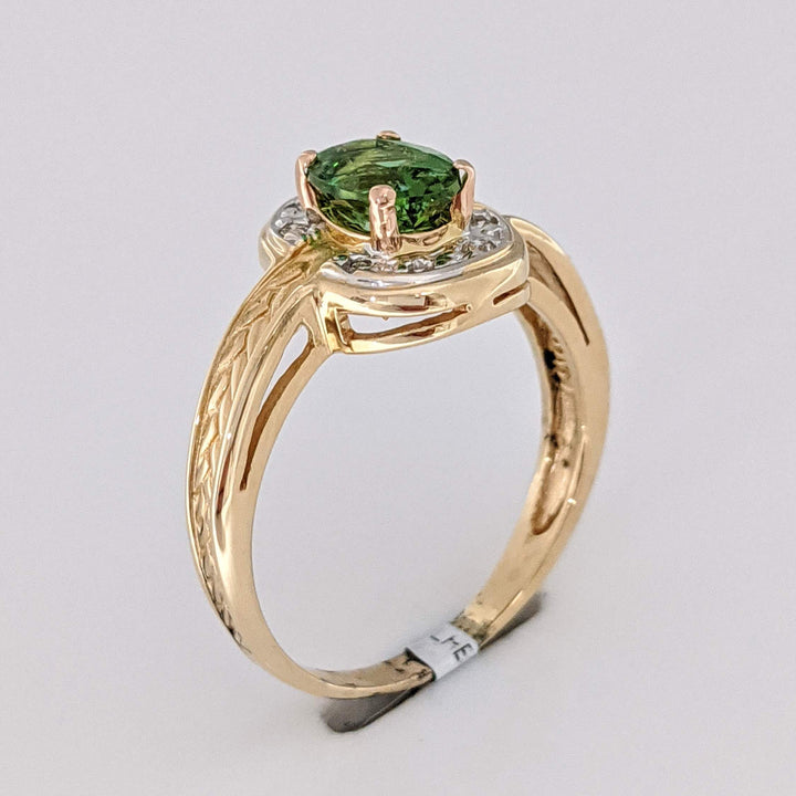 14K GREEN TOURMALINE OVAL 5X7 WITH (8) MELEE ESTATE RING 3.2 GRAMS