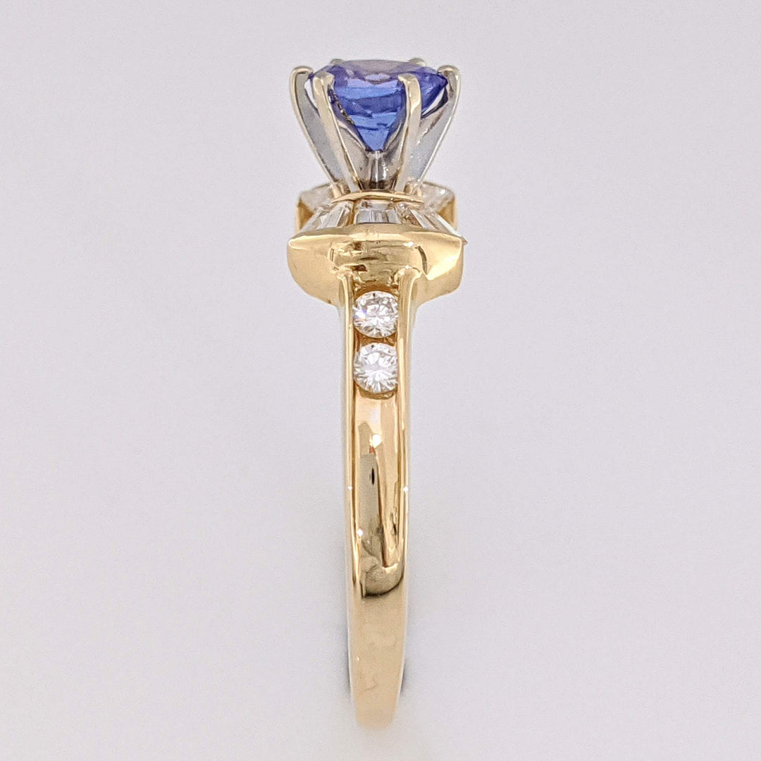14K TANZANITE ROUND 4.7MM WITH .40 DIAMOND TOTAL WEIGHT BAGUETTE (6) ROUND (4) ESTATE RING 2.5 GRAMS