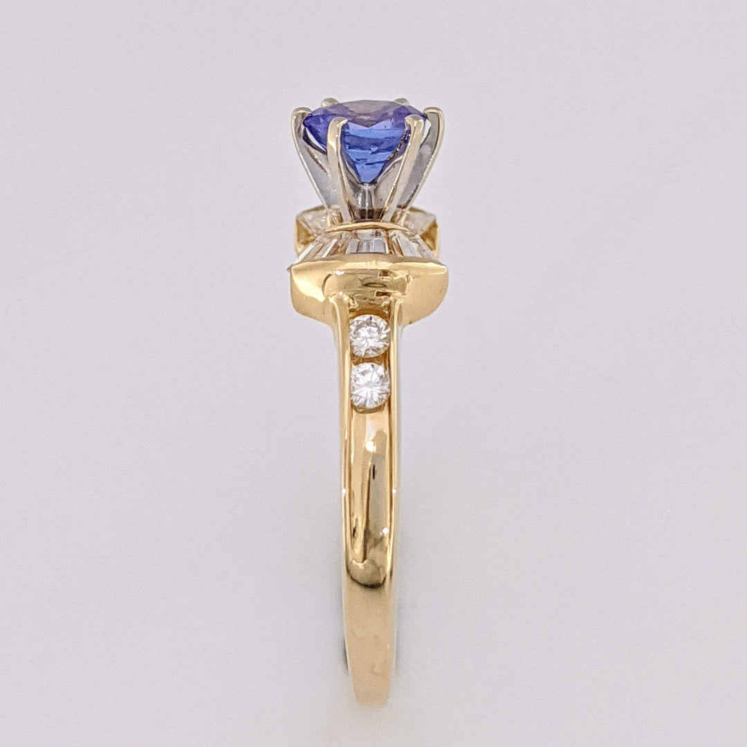 14K TANZANITE ROUND 4.7MM WITH .40 DIAMOND TOTAL WEIGHT BAGUETTE (6) ROUND (4) ESTATE RING 2.5 GRAMS
