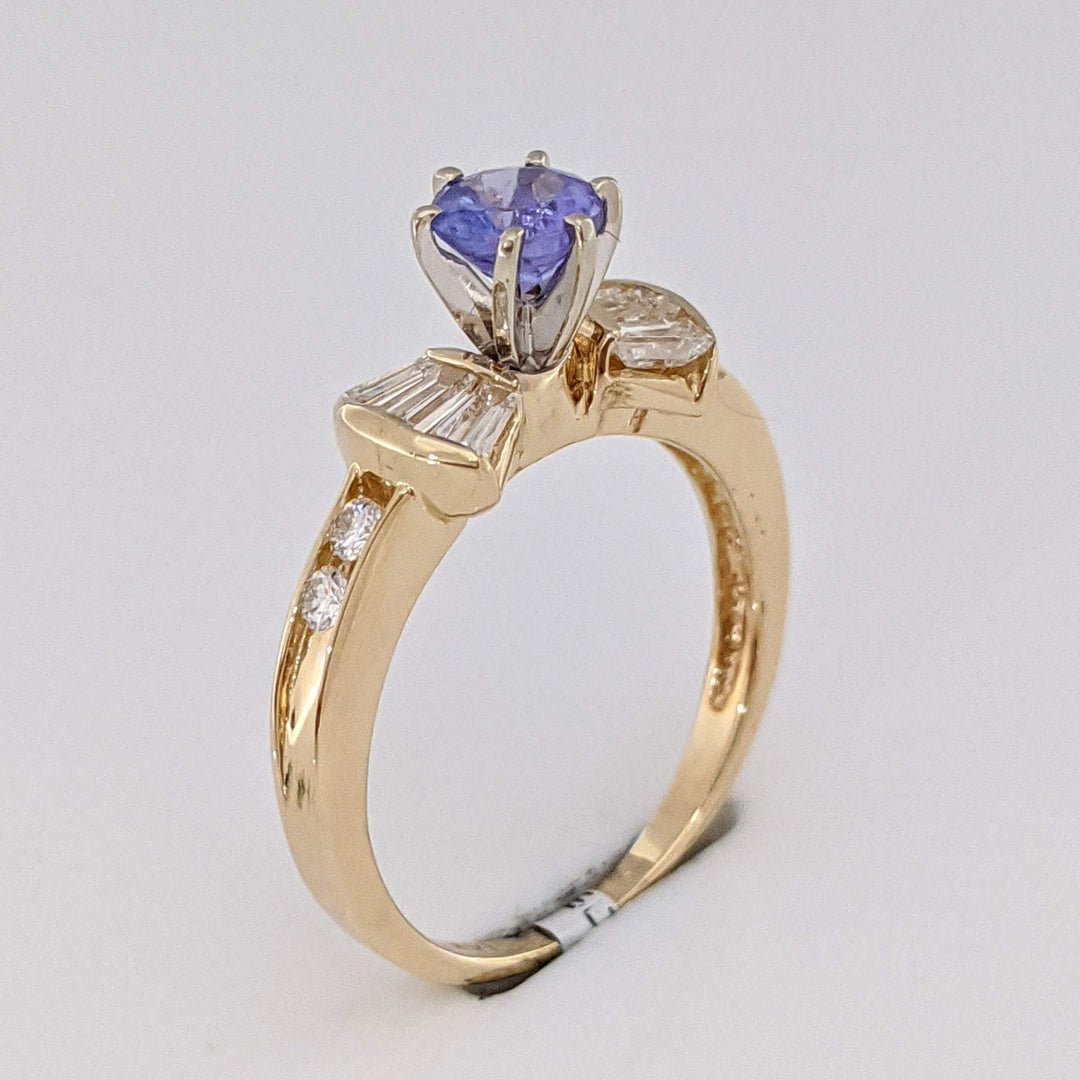 14K TANZANITE ROUND 4.7MM WITH .40 DIAMOND TOTAL WEIGHT BAGUETTE (6) ROUND (4) ESTATE RING 2.5 GRAMS