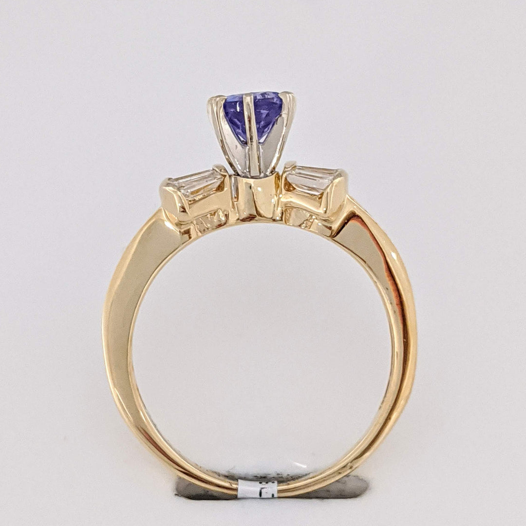 14K TANZANITE ROUND 4.7MM WITH .40 DIAMOND TOTAL WEIGHT BAGUETTE (6) ROUND (4) ESTATE RING 2.5 GRAMS