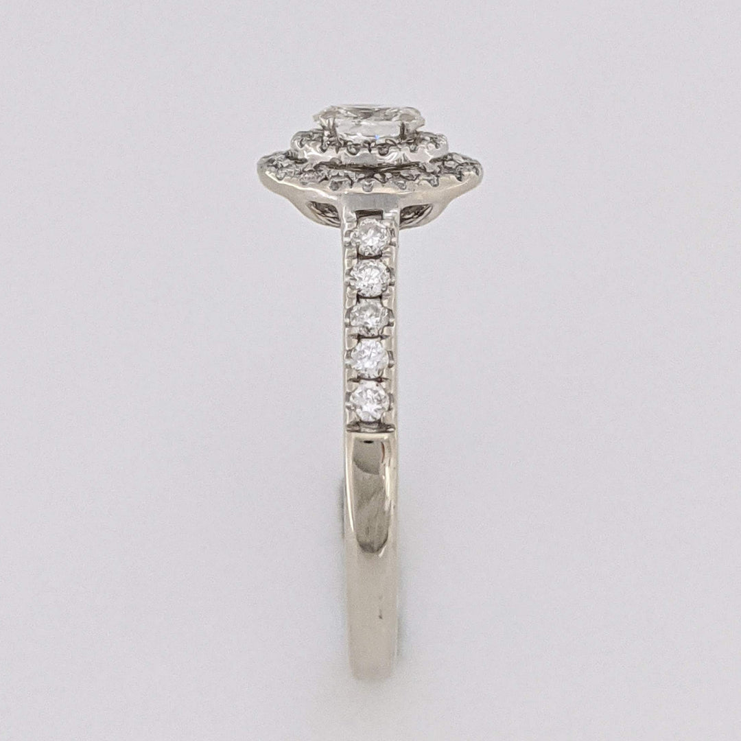 14K WHITE .60 CARAT TOTAL WEIGHT SI1 I DIAMOND OVAL (1) ROUND (46) ESTATE HALAO RING 3.2 GRAMS