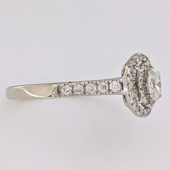 14K WHITE .60 CARAT TOTAL WEIGHT SI1 I DIAMOND OVAL (1) ROUND (46) ESTATE HALAO RING 3.2 GRAMS