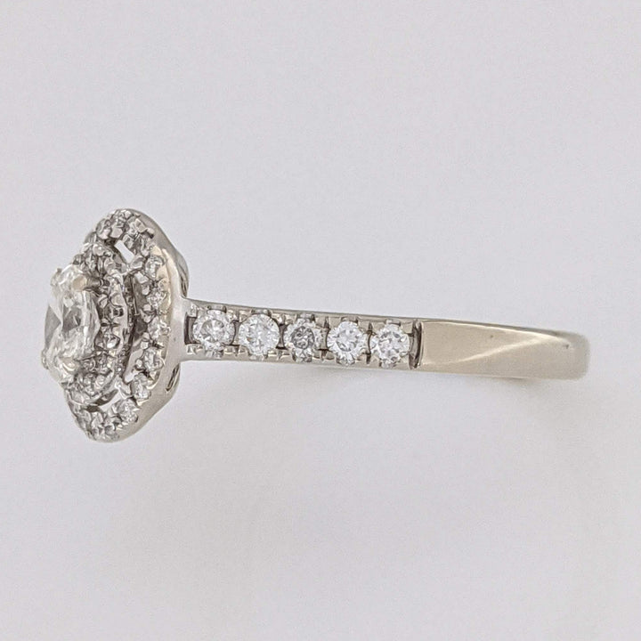 14K WHITE .60 CARAT TOTAL WEIGHT SI1 I DIAMOND OVAL (1) ROUND (46) ESTATE HALAO RING 3.2 GRAMS