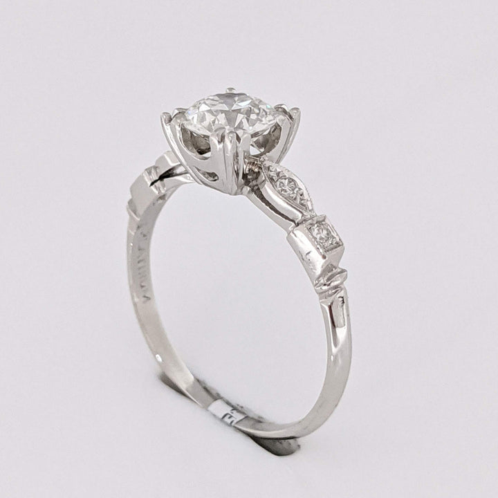 PLATINUM .83 CARAT TOTAL WEIGHT VS2 H DIAMOND ROUND (5) ESTATE RING 3.0 GRAMS
