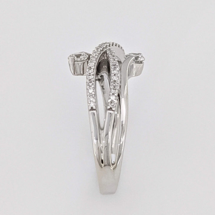 10K WHITE .37 CARAT TOTAL WEIGHT I1 I DIAMOND ROUND (49) BYPASS ESTATE RING 3.3 GRAMS