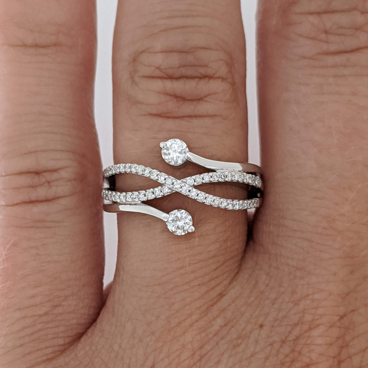10K WHITE .37 CARAT TOTAL WEIGHT I1 I DIAMOND ROUND (49) BYPASS ESTATE RING 3.3 GRAMS