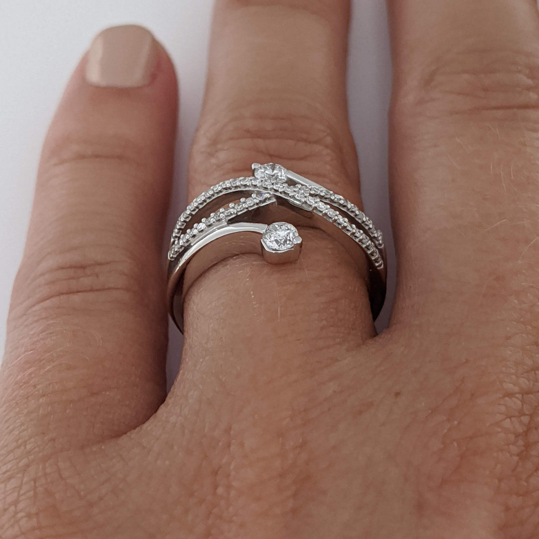 10K WHITE .37 CARAT TOTAL WEIGHT I1 I DIAMOND ROUND (49) BYPASS ESTATE RING 3.3 GRAMS