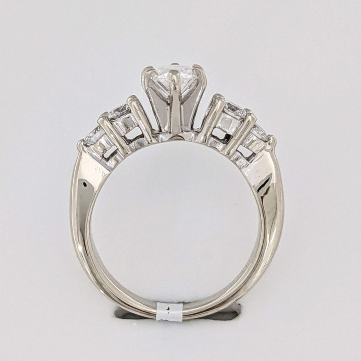 14K WHITE 1.00 CARAT TOTAL WEIGHT VS1 H DIAMOND MARQUISE (1) ROUND (4) ESTATE RING 4.1 GRAMS